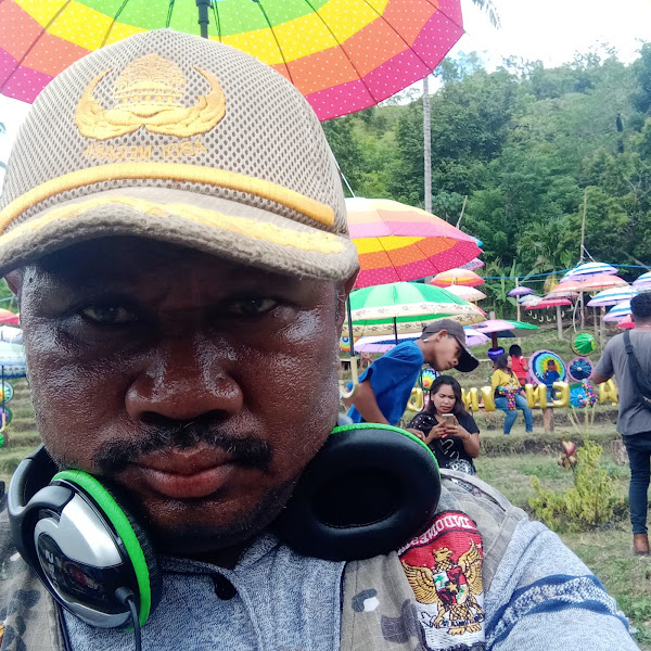 Taman Bunga Pemuda Demokrat Desa Tublopo