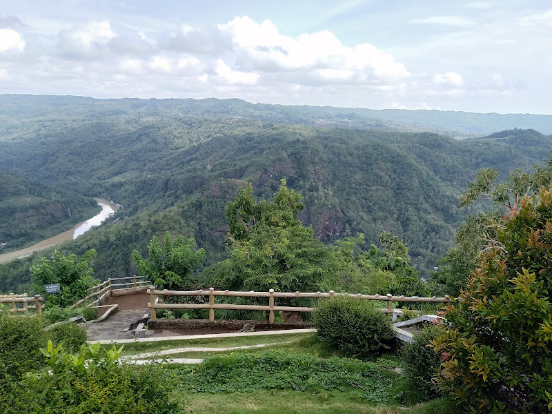 Taman Buah Mangunan