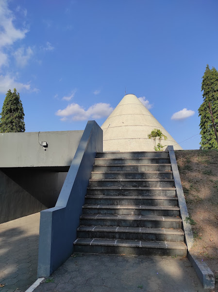 Monumen Yogya Kembali