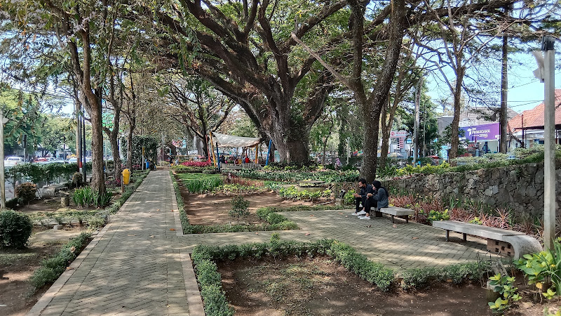 Taman Trunojoyo