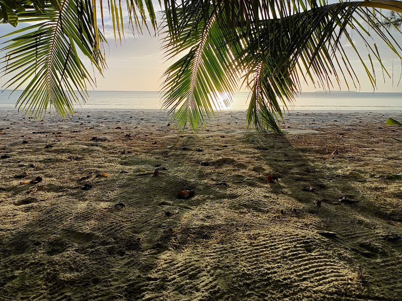 Pantai Ngurbloat Desa Ngilngof - Kei Islands