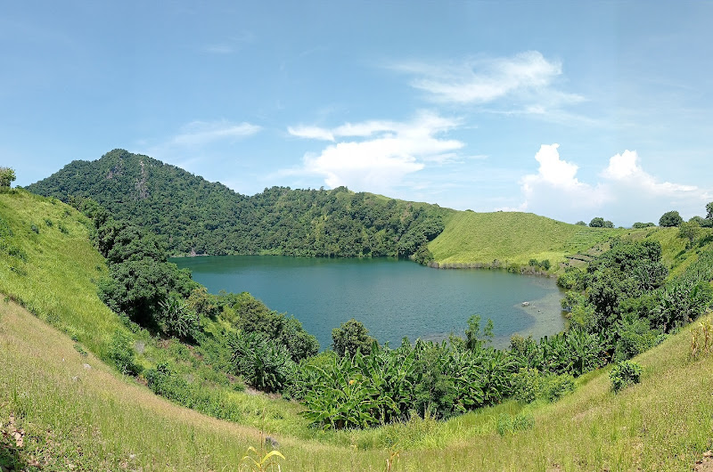 Danau Air Asin Samparong