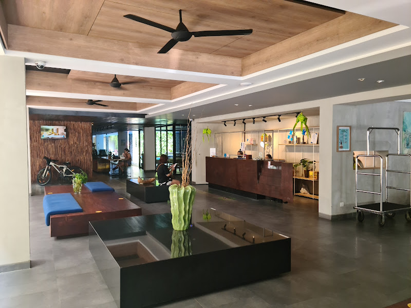 Daun Bali Seminyak Hotel