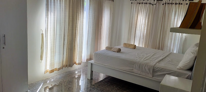 Shu Villa