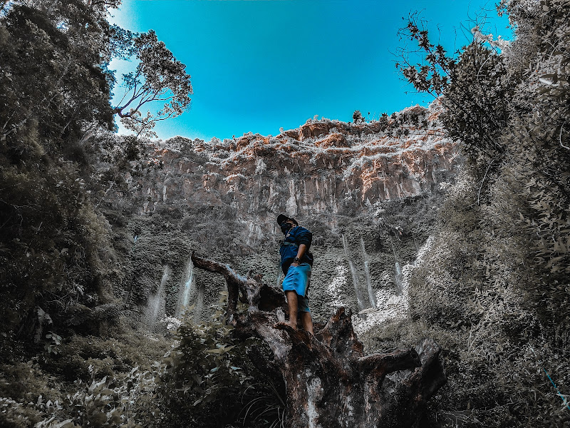 Air Terjun Sumber Pitu