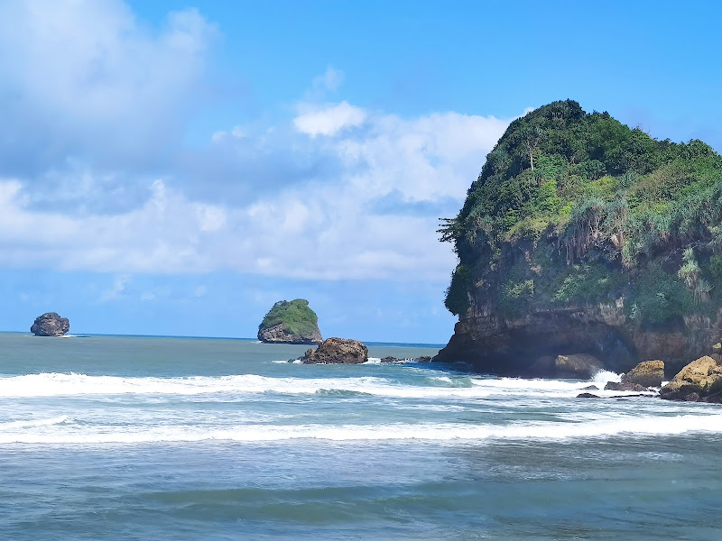 Pantai Parang Dowo