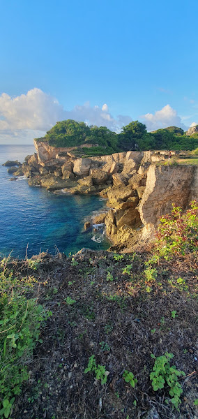 Pantai Dombo