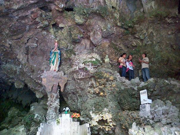 Gua Maria Cingcoleng