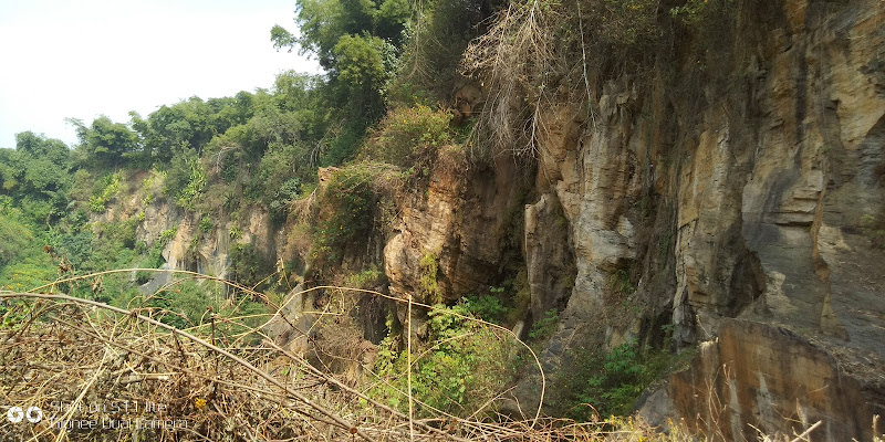 Curug Batu Templek Atas