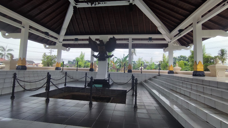 Monumen Pahlawan Pancasila Kentungan