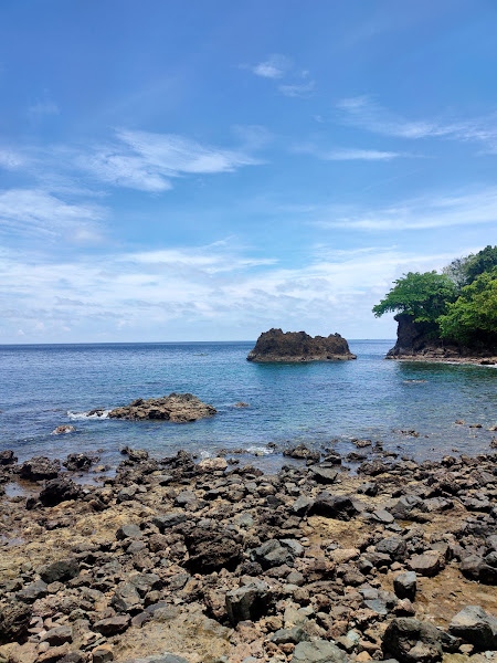 Pantai Pintu Kota Ambon