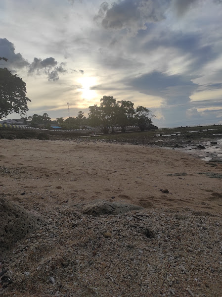 Pantai Paradiso