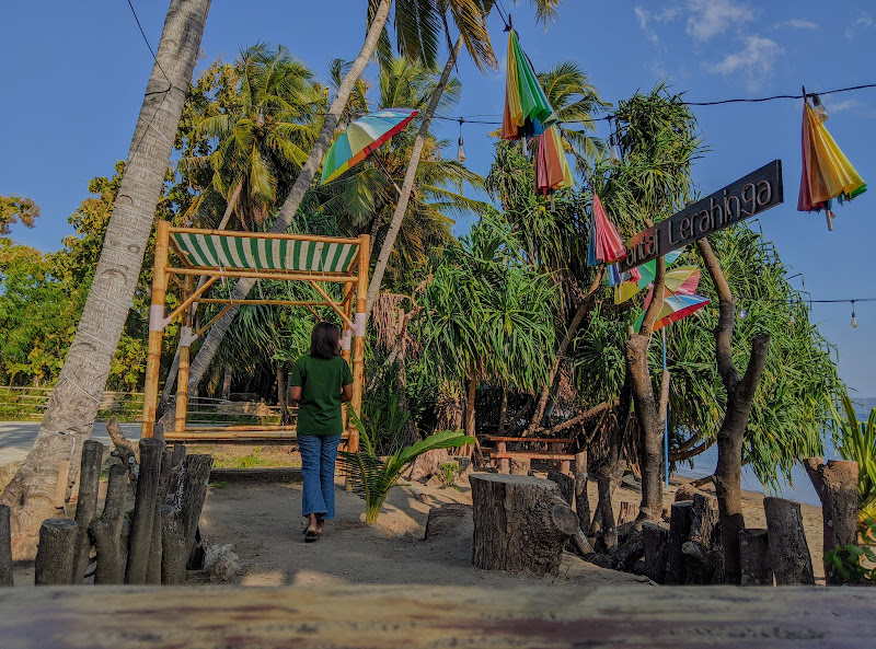 Taman Literasi dan Lapangan serbaguna desa Lerahinga