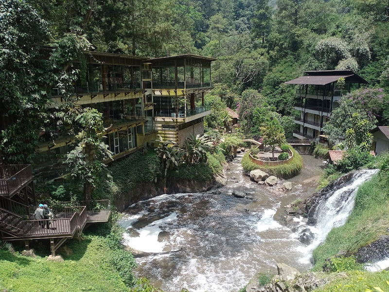 MARIBAYA Natural Hotspring Resort