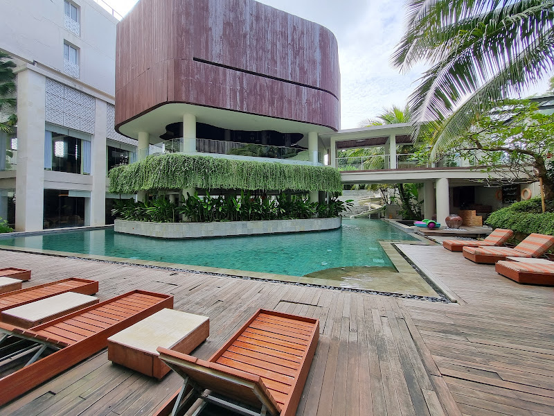 Bali Paragon Resort Hotel