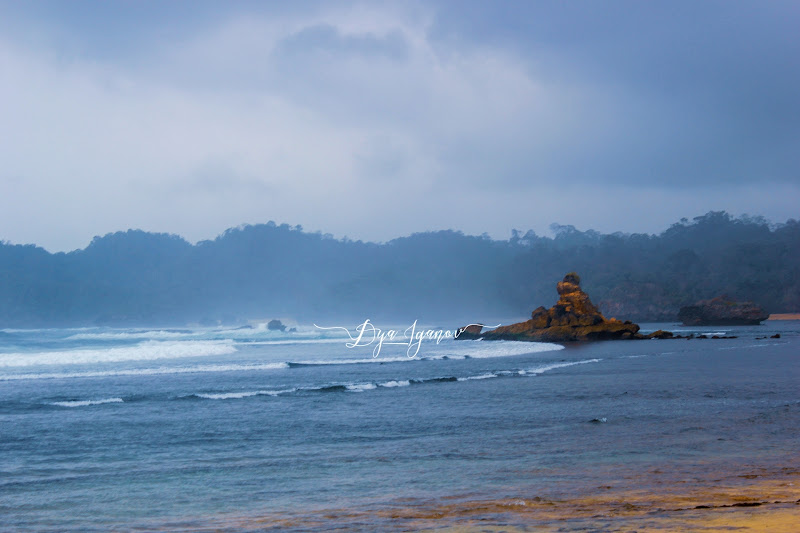 Pantai Dali Putih