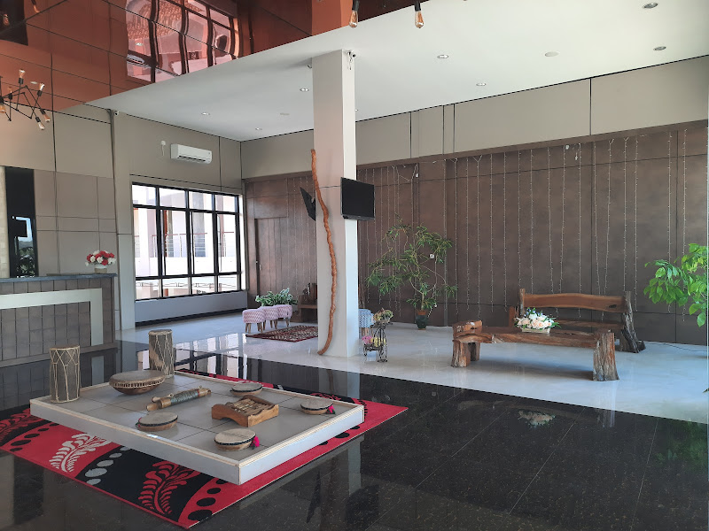 Sumbawa Grand Hotel