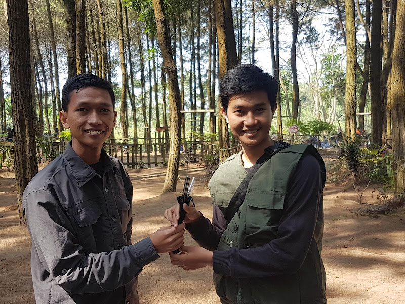 Perhutani Precet Lereng Gunung Kawi
