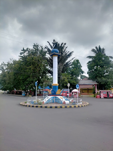 Tugu Hibualamo