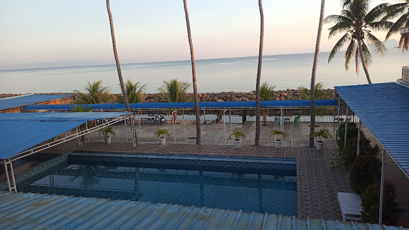 LOKARIA INDAH BEACH HOTEL