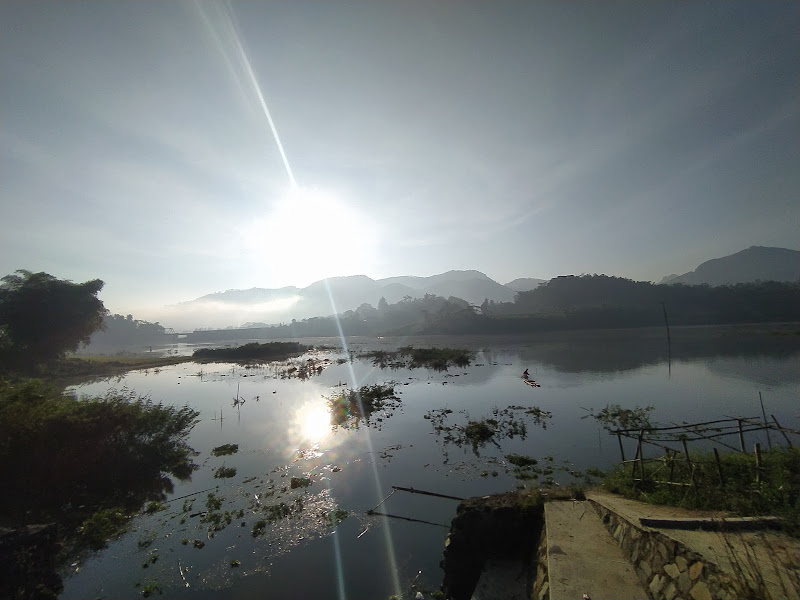 Rancapanggung Lake & Mountain Viewpoint