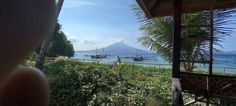 Taman Literasi dan Lapangan serbaguna desa Lerahinga