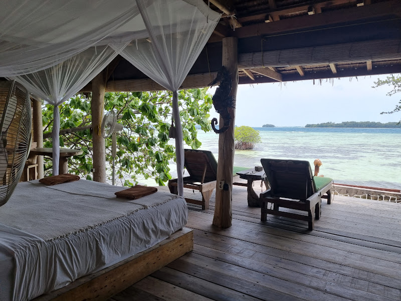 Pulau Macan Eco Lodge