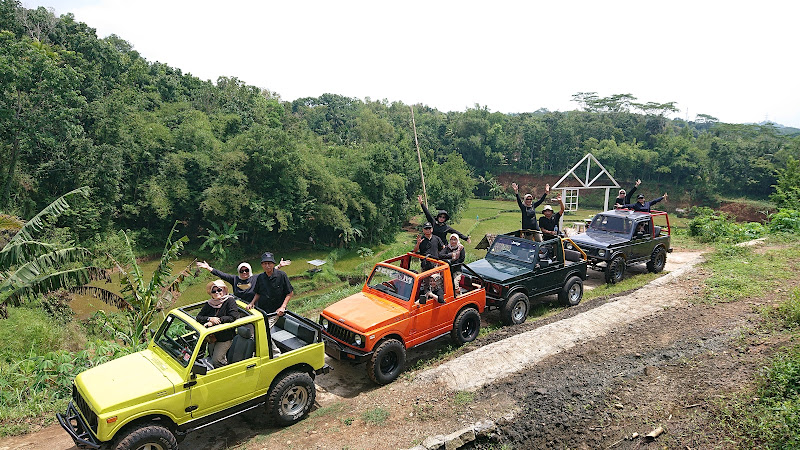 Puncak Pinus Becici Yogyakarta