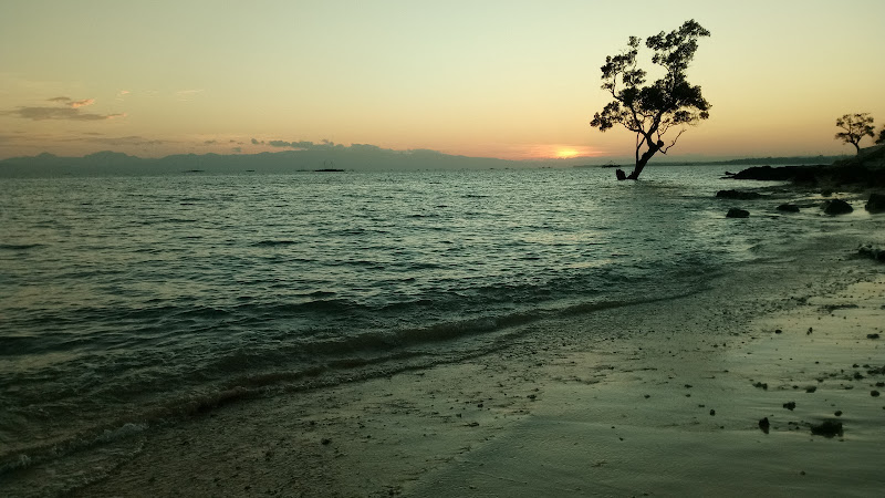 Pantai Paradiso