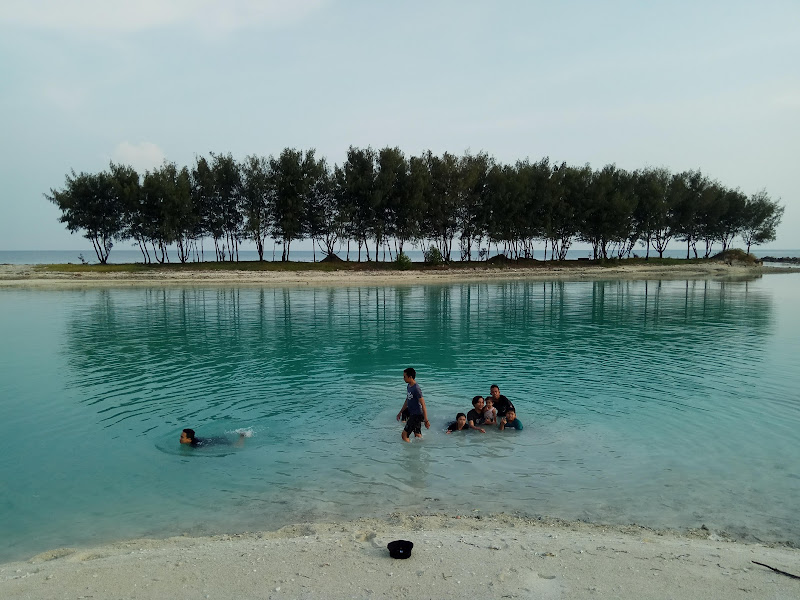 Danau Asmara