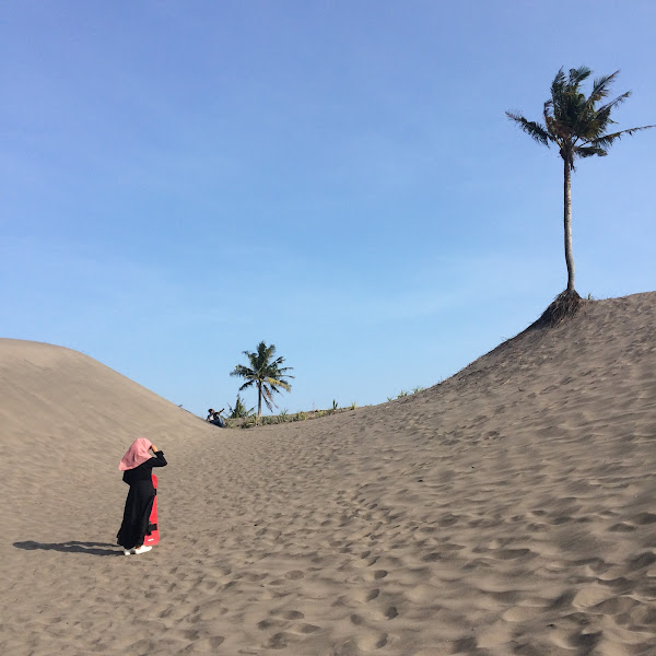 Gumuk Pasir Parangkusumo