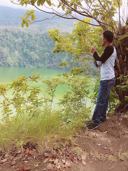 Danau Tolire Besar