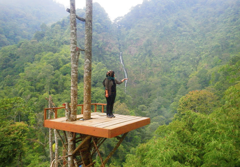 Curug Cibareubeuy