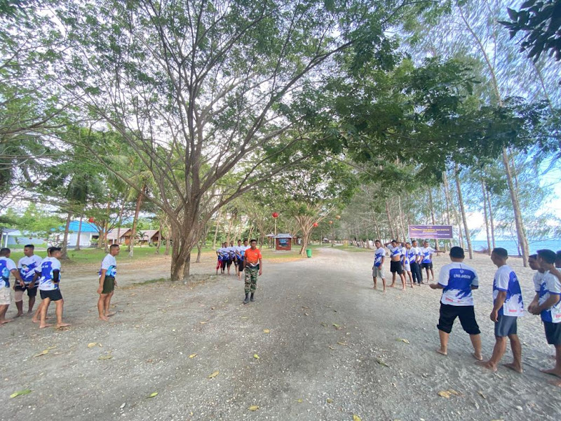 Kairatu Beach