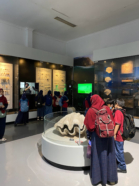 Museum Geologi Bandung
