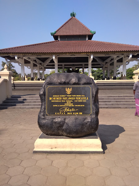 Monumen Pahlawan Pancasila Kentungan