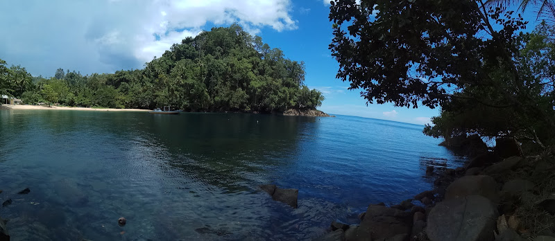 Pantai Namasua Desa Naku