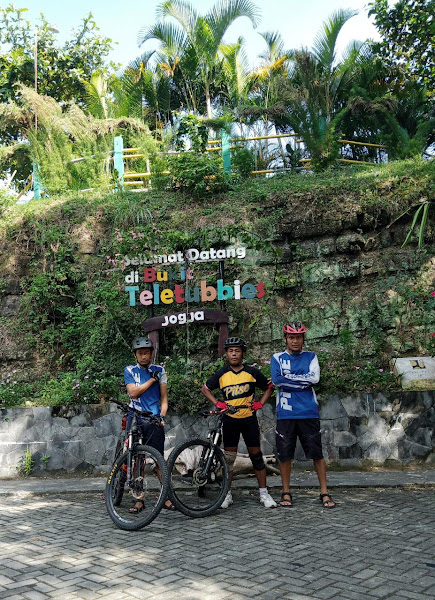 Bukit Teletubbies