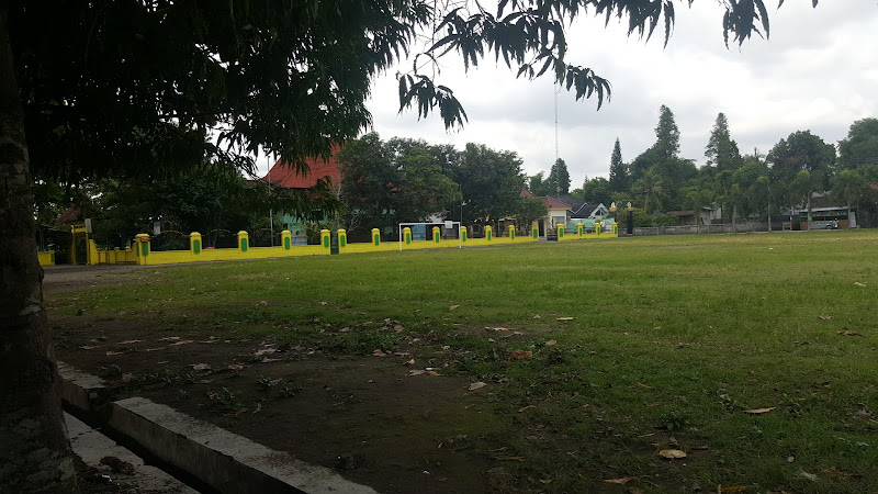 Lapangan Bibis