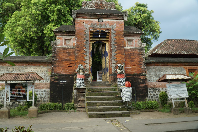 Pura Lingsar