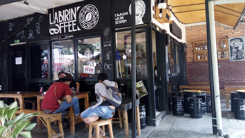 Labirin Coffee