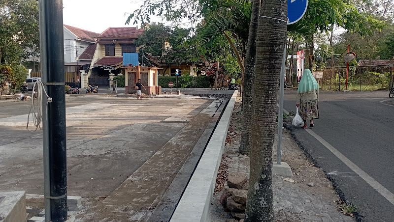 Lapangan Basket Candi Mendut