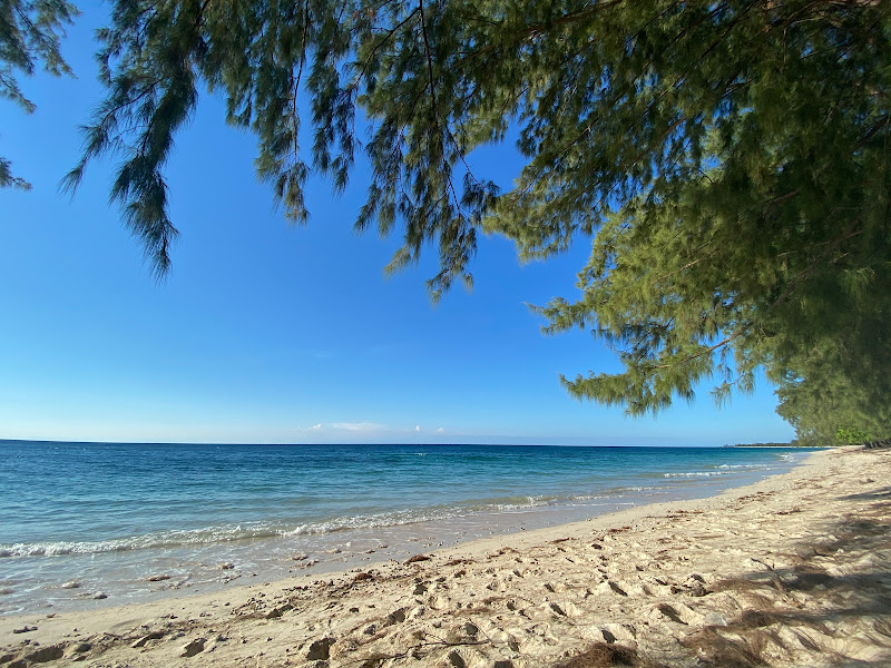 Pantai Puru Kambera