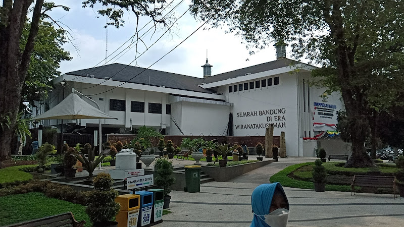 Taman Sejarah Bandung