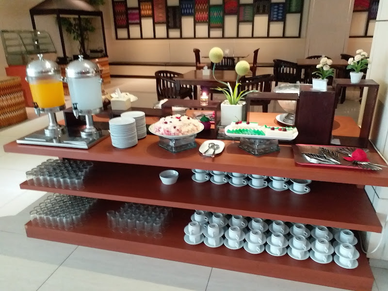 Puri Indah Hotel & Conventions