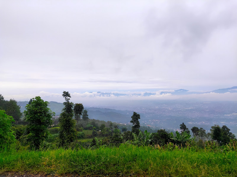 Oray Tapa Bandung Heritage View Park