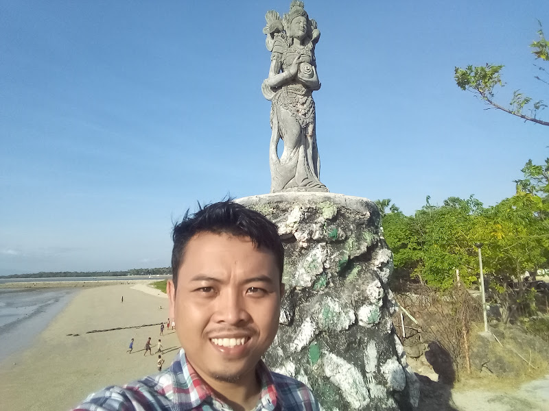 Batu Nona Beach