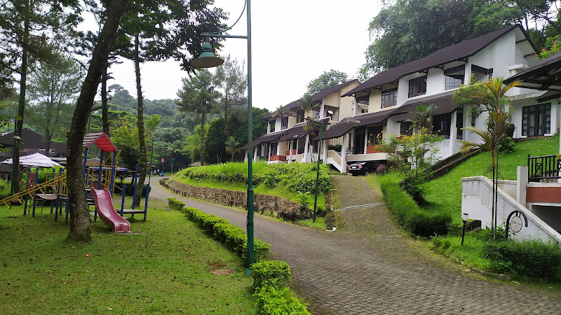 Gunung Geulis Cottage
