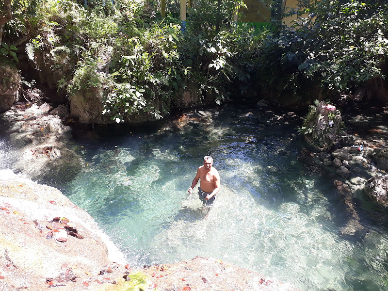 Air Terjun Waeura