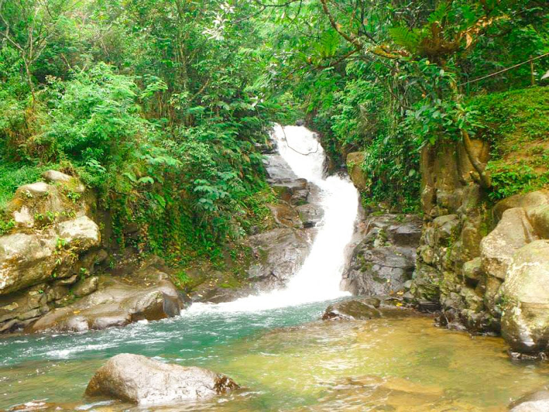 Air Terjun Curug Panjang